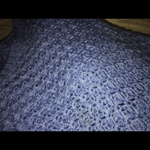 Periwinkle sweater - Picture 4 of 4
